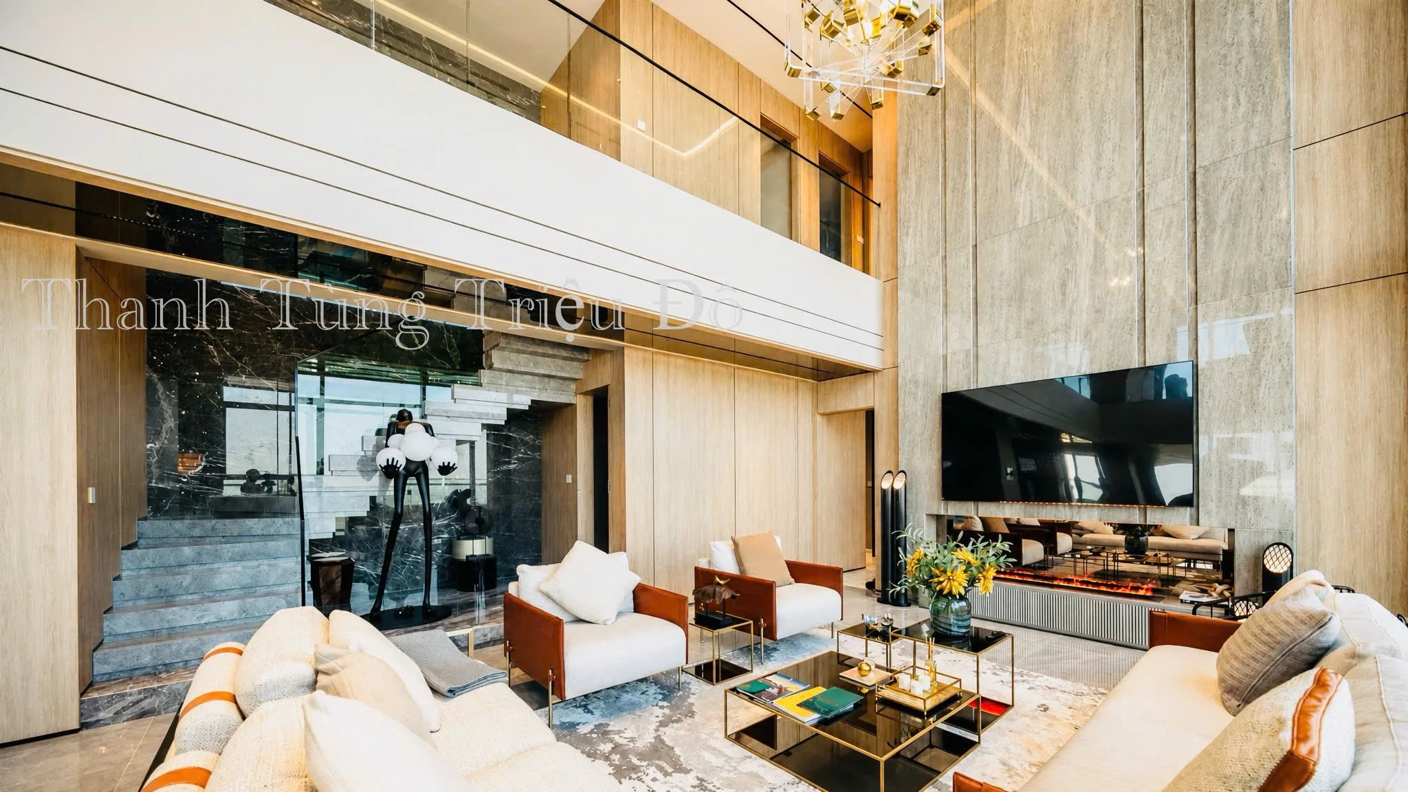 Không gian thiết kế nội thất phòng khách thông tầng duplex sang trọng tại dinh thự mẫu Noble Crystal Tây Hồ.